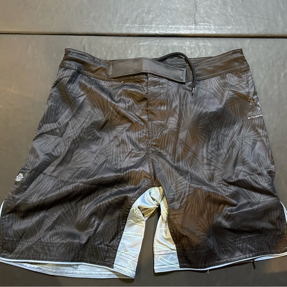 93 "Palm" Shorts (Regular Length) BJJ MMA Jiu Jitsu NOGI shorts. Never worn - Picture 1 of 2